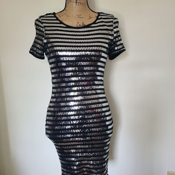 Forever 21 Black Striped Sequin Bodycon Dress Women's Size Medium - Picture 8 of 8